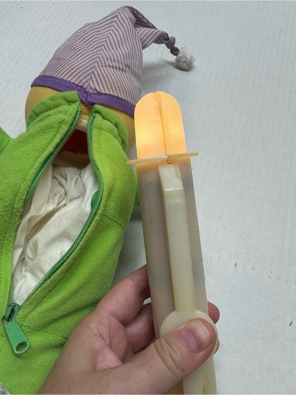 Vintage Hasbro Glo Worm Gloworm Plush Light Up Toy Works Playskool